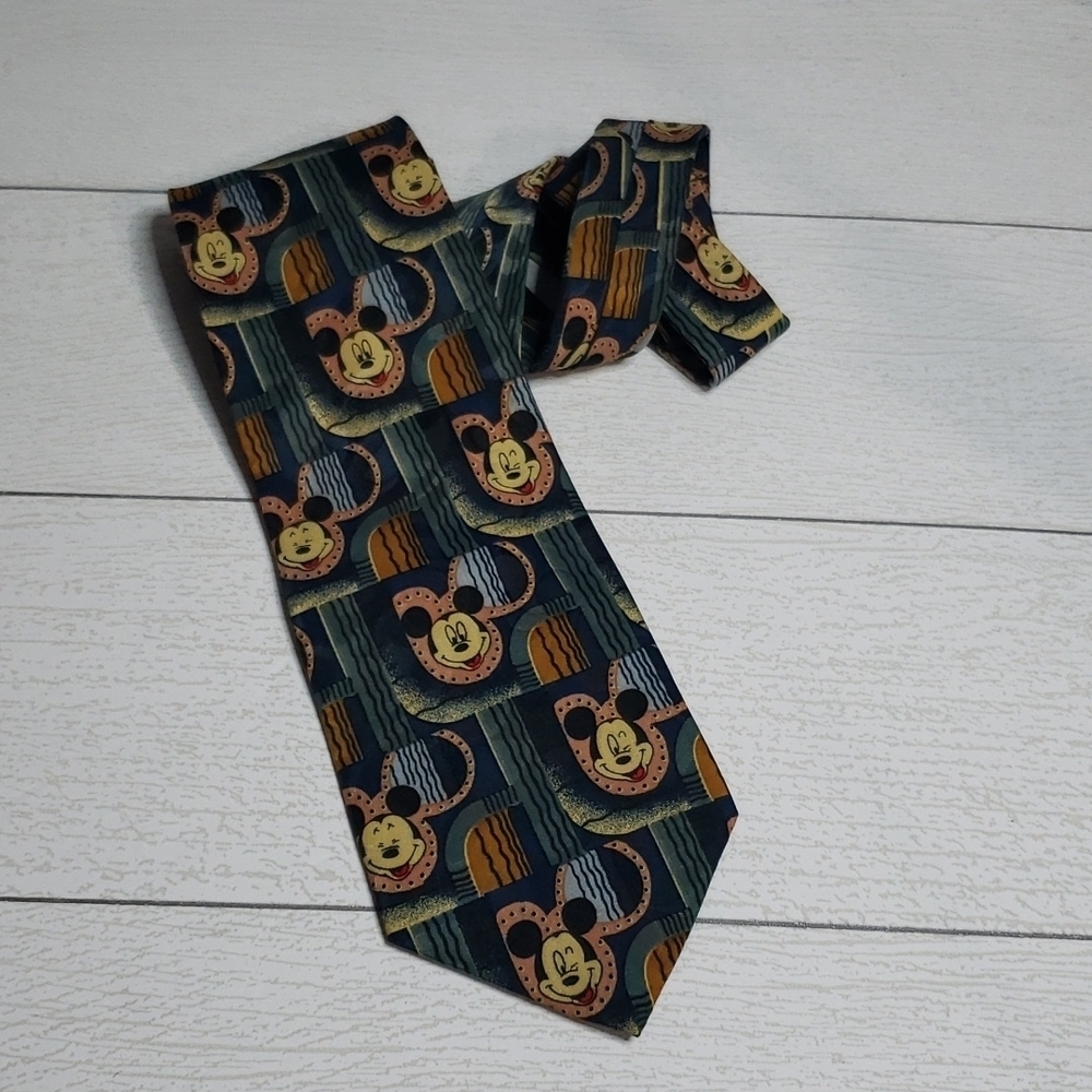 Mickey Mouse mens tie